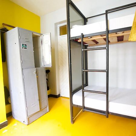 Gallivanters Hostel Dar es Salaam Bagian luar foto