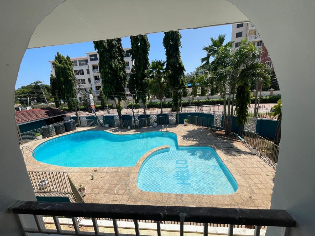 Gallivanters Hostel Dar es Salaam Bagian luar foto