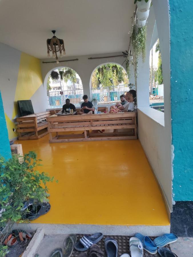 Gallivanters Hostel Dar es Salaam Bagian luar foto