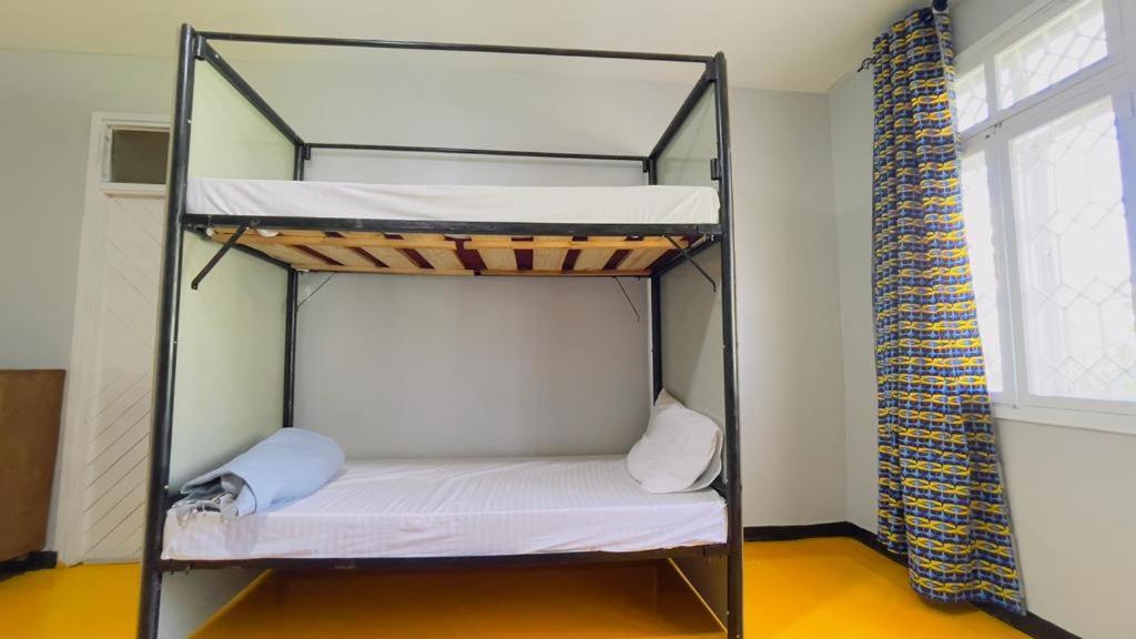 Gallivanters Hostel Dar es Salaam Bagian luar foto