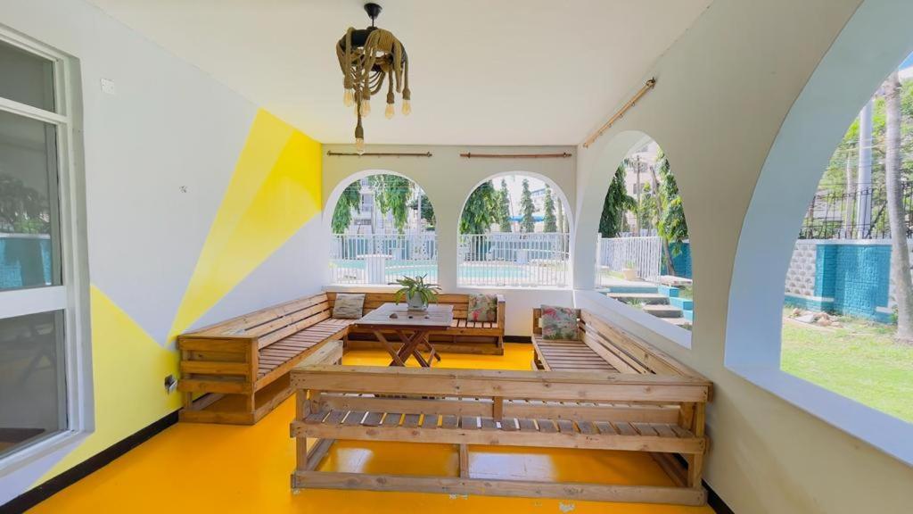 Gallivanters Hostel Dar es Salaam Bagian luar foto