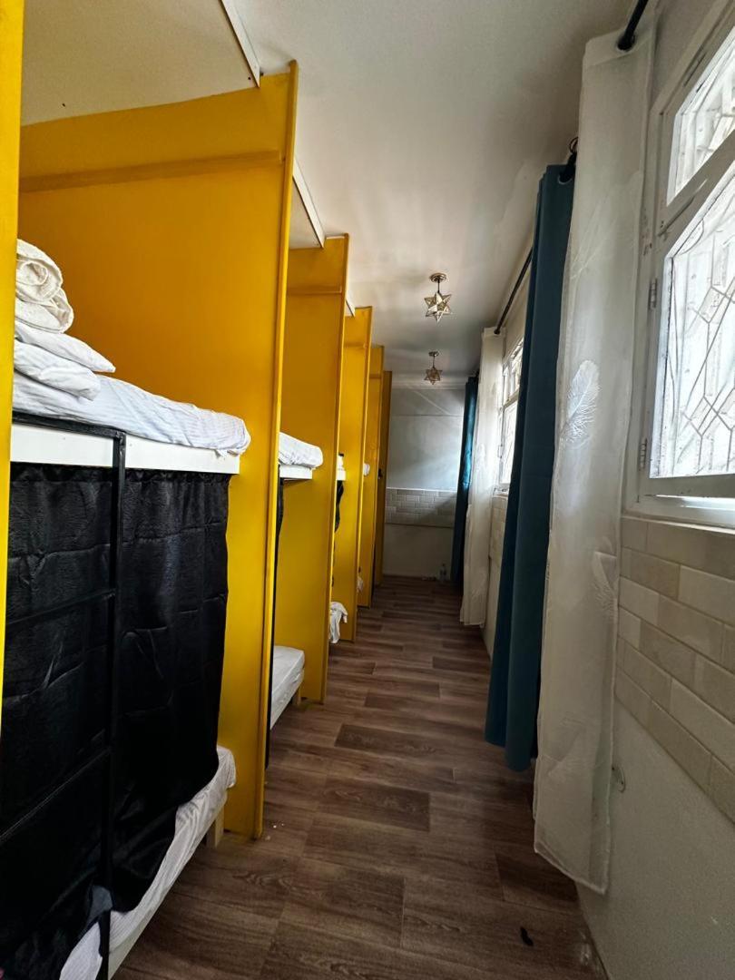 Gallivanters Hostel Dar es Salaam Bagian luar foto
